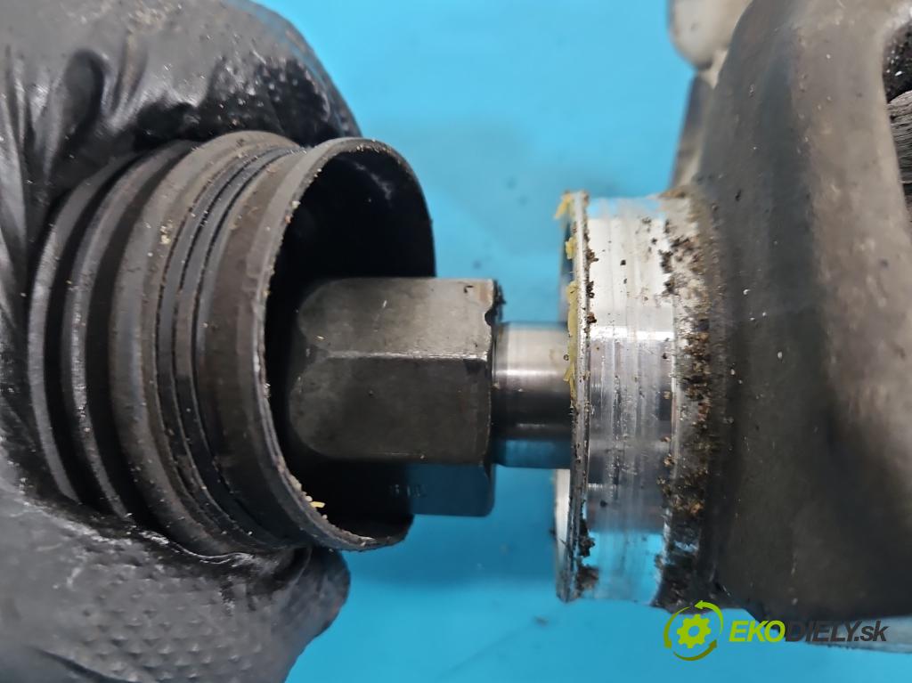 Audi A4 B8 2007-2015 1.8 TFSI 160 HP manual 118 kW 1798 cm3 5- Ozubené kolo: volant 8T1422065P