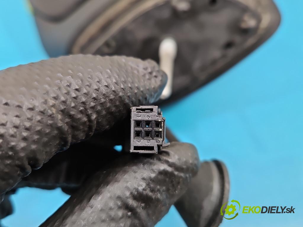 Citroen C3 Picasso 2008-2017 1.6 hdi 109 HP manual 80 kW 1560 cm3 5- zrkadlo pravé  (Kľučka dverí ostatné)