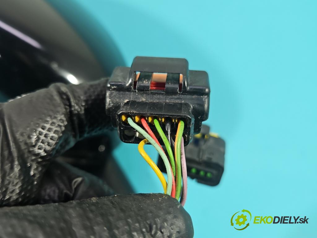 Peugeot 508 I 2010-2018 2.0 hdi 150 HP manual 110 kW 1997 cm3 5- zrkadlo ľavé  (Kľučka dverí ostatné)