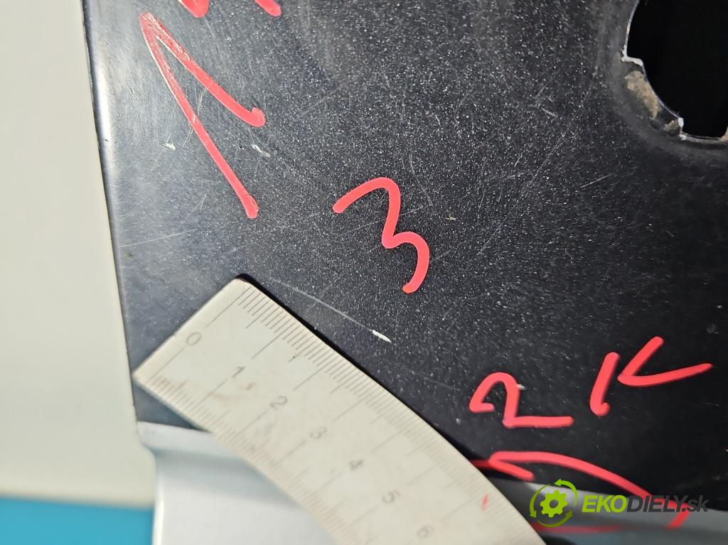 Daihatsu Feroza 1.6 16V 95 HP manual 70 kW 1589 cm3 3- zadna kufor  (Kapota zadná (kufor))