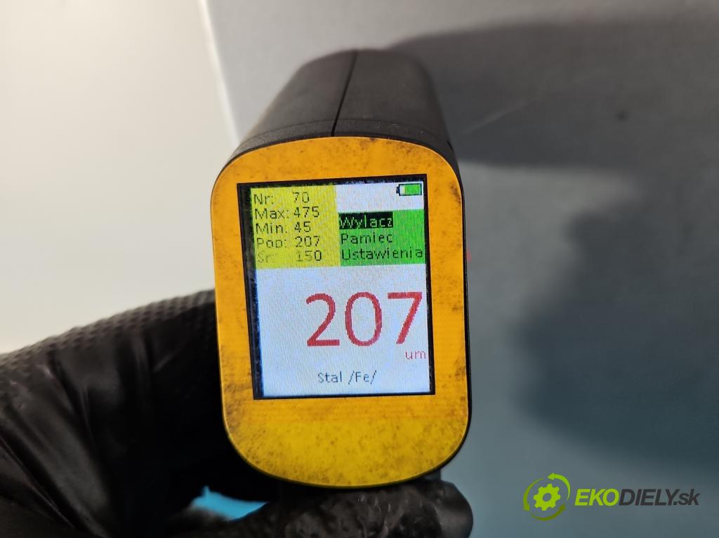 Daihatsu Feroza 1.6 16V 95 hp manual 70 kW 1589 cm3 3- dveře přední pravé  (Klika dveří ostatní)