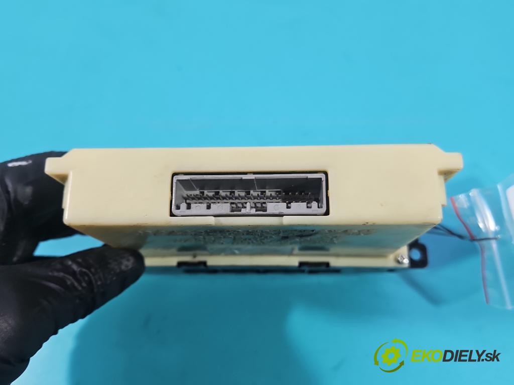 Honda Legend IV 2004-2012 3.5 V6 295HP automatic 217 kW 3471 cm3 4- panel kúrenia 146570-4521