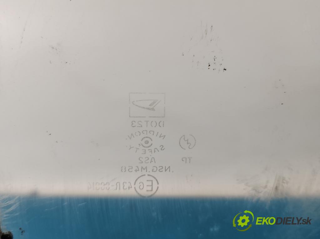 Daihatsu Feroza 1.6 16V 95 hp manual 70 kW 1589 cm3 3- sklo dveře přední pravé