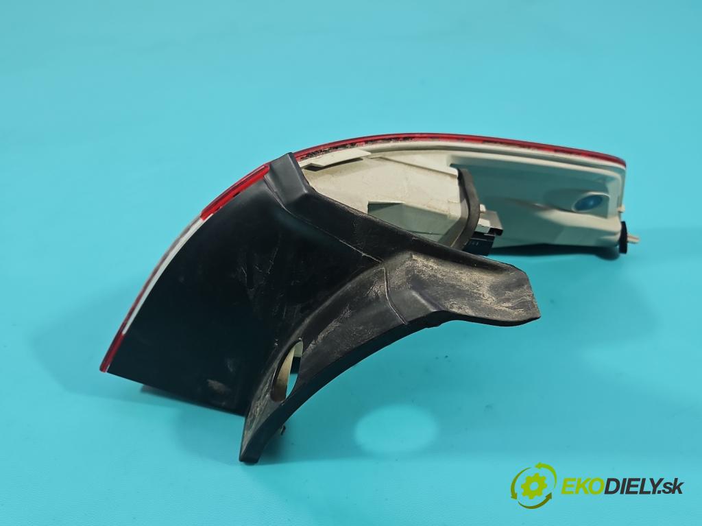 Peugeot 508 I 2010-2018 2.0 hdi 150 hp manual 110 kW 1997 cm3 5- světlo zadní levé 9686779580 (Klika dveří ostatní)