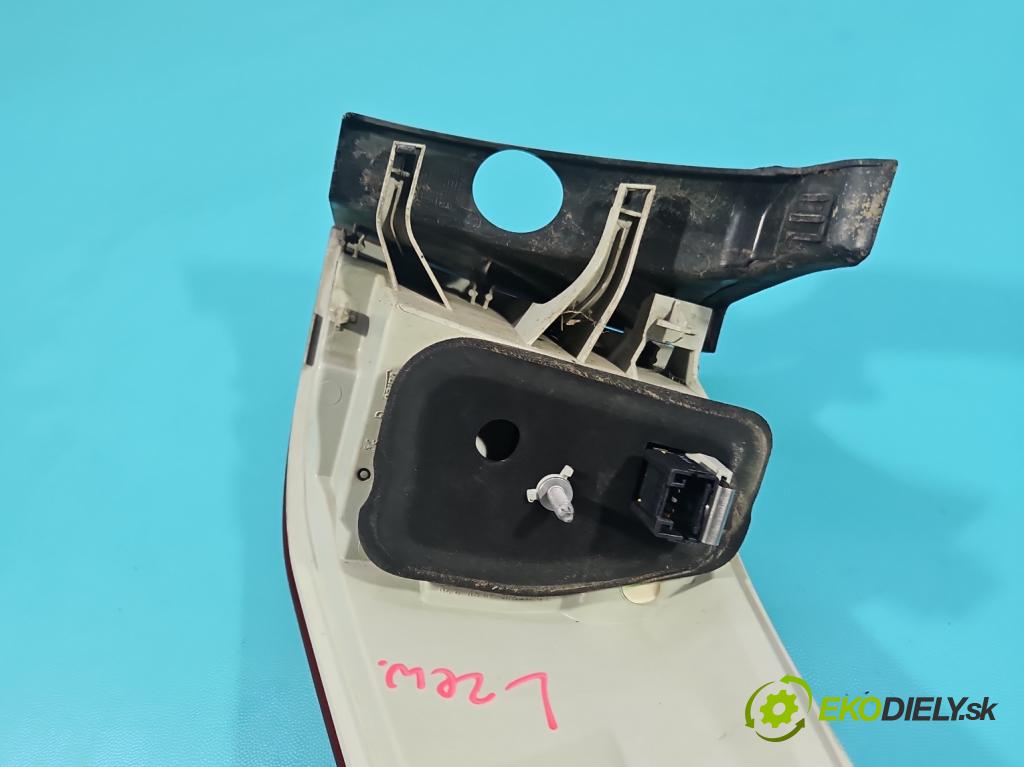 Peugeot 508 I 2010-2018 2.0 hdi 150 hp manual 110 kW 1997 cm3 5- světlo zadní levé 9686779580 (Klika dveří ostatní)