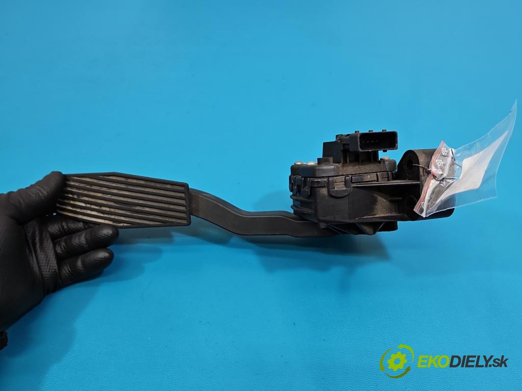 Opel Astra III 2004-2014 1.6 16V 105 HP manual 77 kW 1598 cm3 5- pedal plyn potenciometr: 6PV008112-00