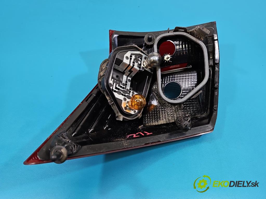 Ford C-Max II 2010-2019 1.0 EcoBoost: 125 hp manual 92 kW 998 cm3 5- světlo zadní levé AM5113405AE (Klika dveří ostatní)