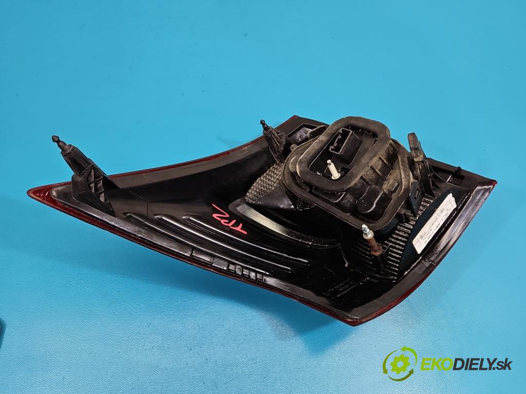 Ford C-Max II 2010-2019 1.0 EcoBoost: 125 HP manual 92 kW 998 cm3 5- svetlo / reflektor zadné pravé AM51-13404-AE (Kľučka dverí ostatné)