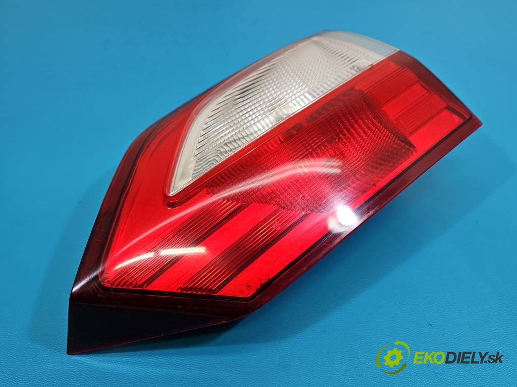 Ford C-Max II 2010-2019 1.0 EcoBoost: 125 hp manual 92 kW 998 cm3 5- světlo zadní pravé  (Klika dveří ostatní)