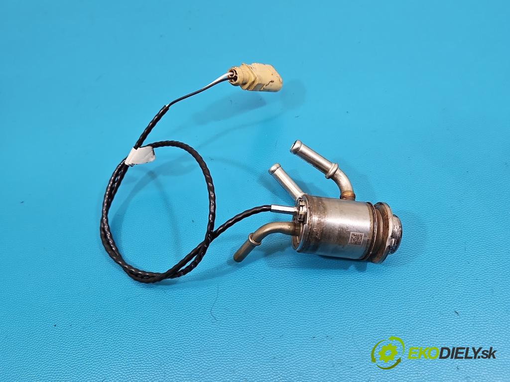 Audi A4 B9 2015-2024 2.0 TDI 190 HP automatic 140 kW 1968 cm3 5- vstrek 05L131113H (Vstrekovač paliva)