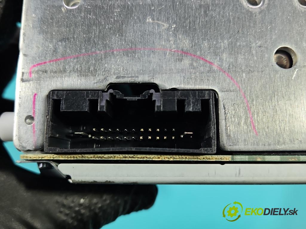 Ford C-Max II 2010-2019 1.0 EcoBoost: 125 HP manual 92 kW 998 cm3 5- Radio originál AM5T-18C815-GM