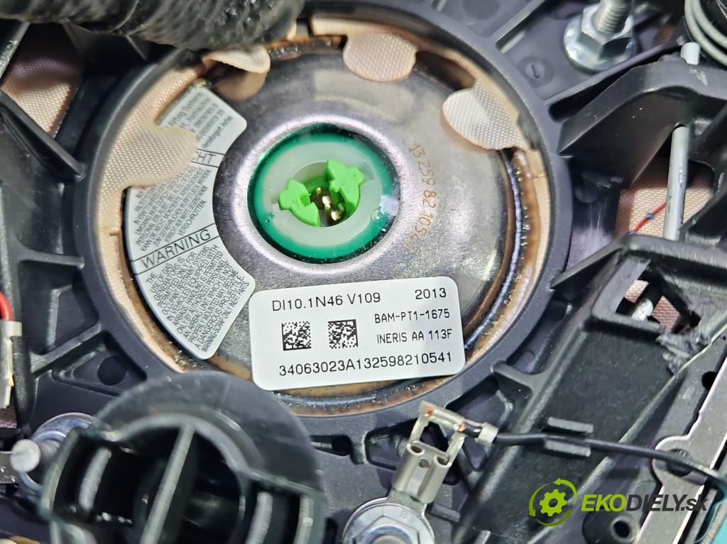 Ford C-Max II 2010-2019 1.0 EcoBoost: 125 HP manual 92 kW 998 cm3 5- volant BM513600AD (Volant)