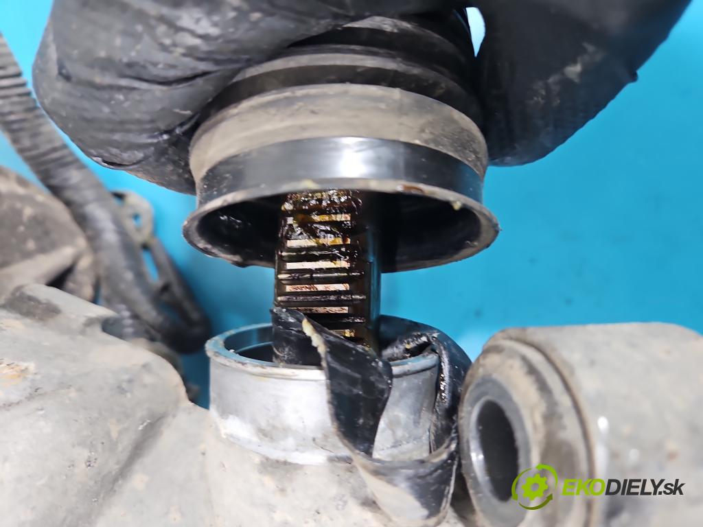 Ford C-Max II 2010-2019 1.0 EcoBoost: 125 HP manual 92 kW 998 cm3 5- Ozubené kolo: volant 41516736J