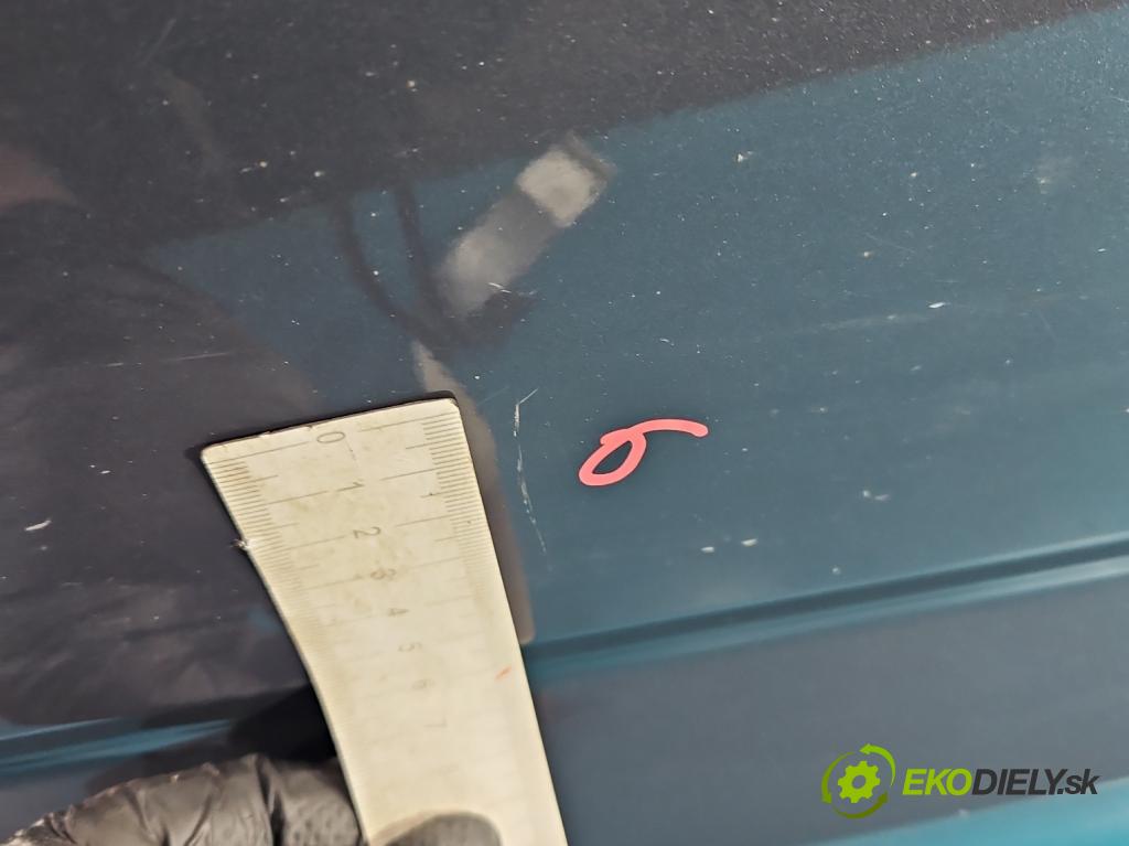 Ford C-Max II 2010-2019 1.0 EcoBoost: 125 hp manual 92 kW 998 cm3 5- dveře přední pravé  (Klika dveří ostatní)