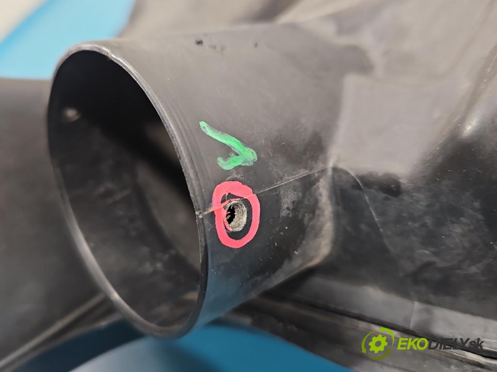 Fiat 500 2007-2020 1.3 jtd 75 HP manual 55 kW 1248 cm3 3- obal filtra vzduchu 55180536 (Obal vzduchového filtra)