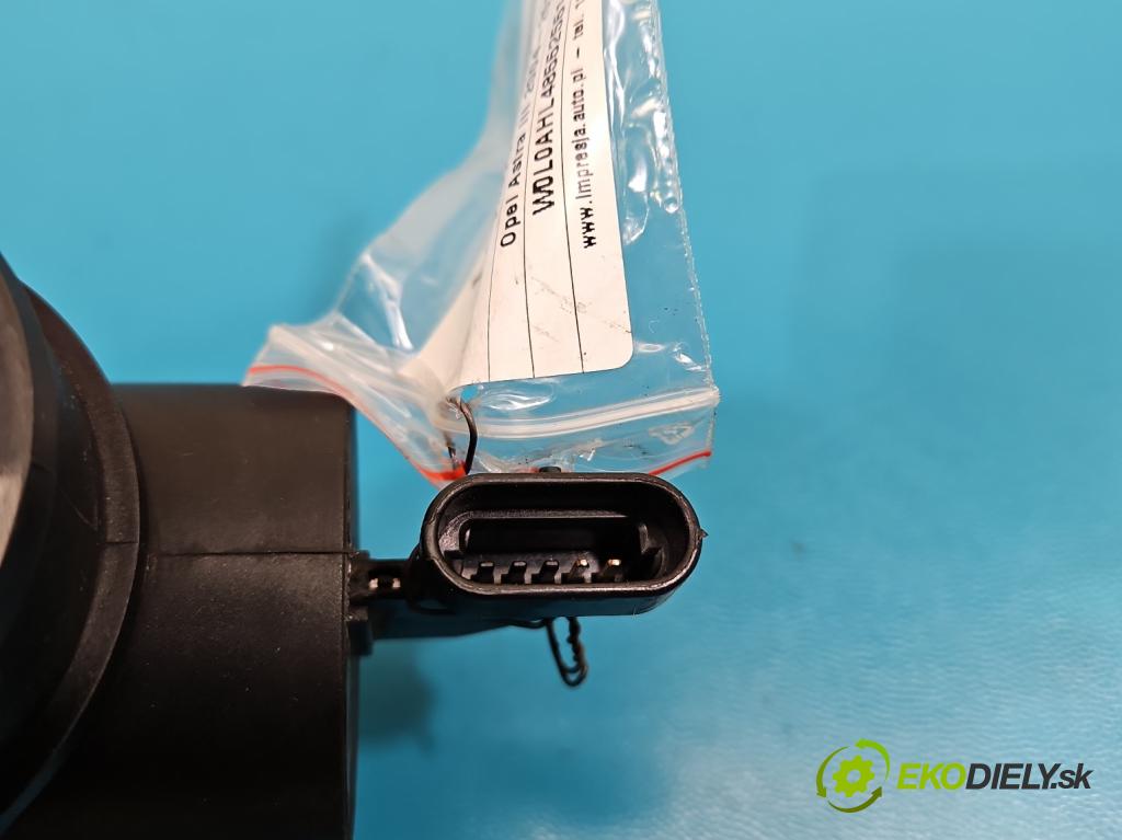 Opel Astra III 2004-2014 1.6 16V 105 HP manual 77 kW 1598 cm3 5- průtokoměr:  (Váha vzduchu)