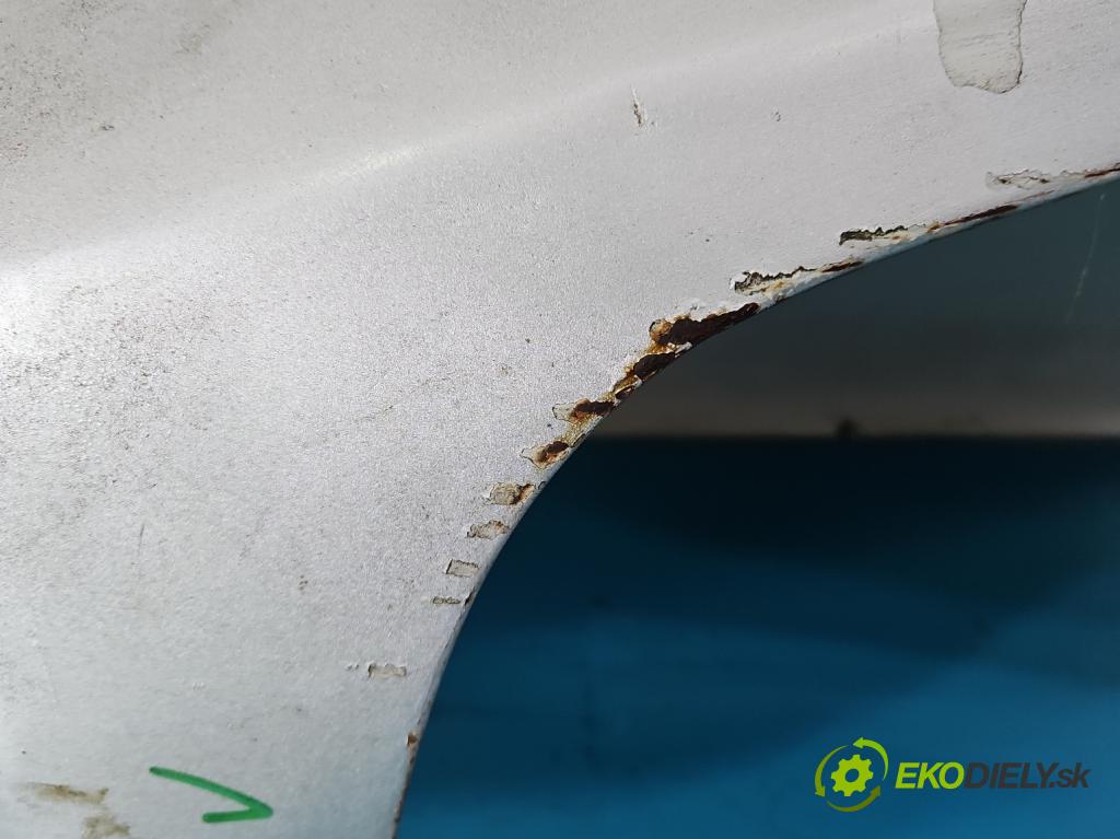 Daihatsu Feroza 1.6 16V 95 HP manual 70 kW 1589 cm3 3- blatník predné ľavý  (Blatník predný ľavý)