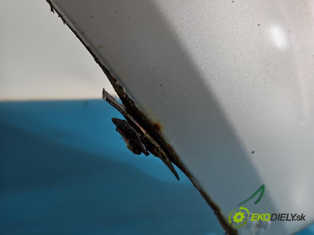 Daihatsu Feroza 1.6 16V 95 HP manual 70 kW 1589 cm3 3- blatník predné ľavý  (Blatník predný ľavý)