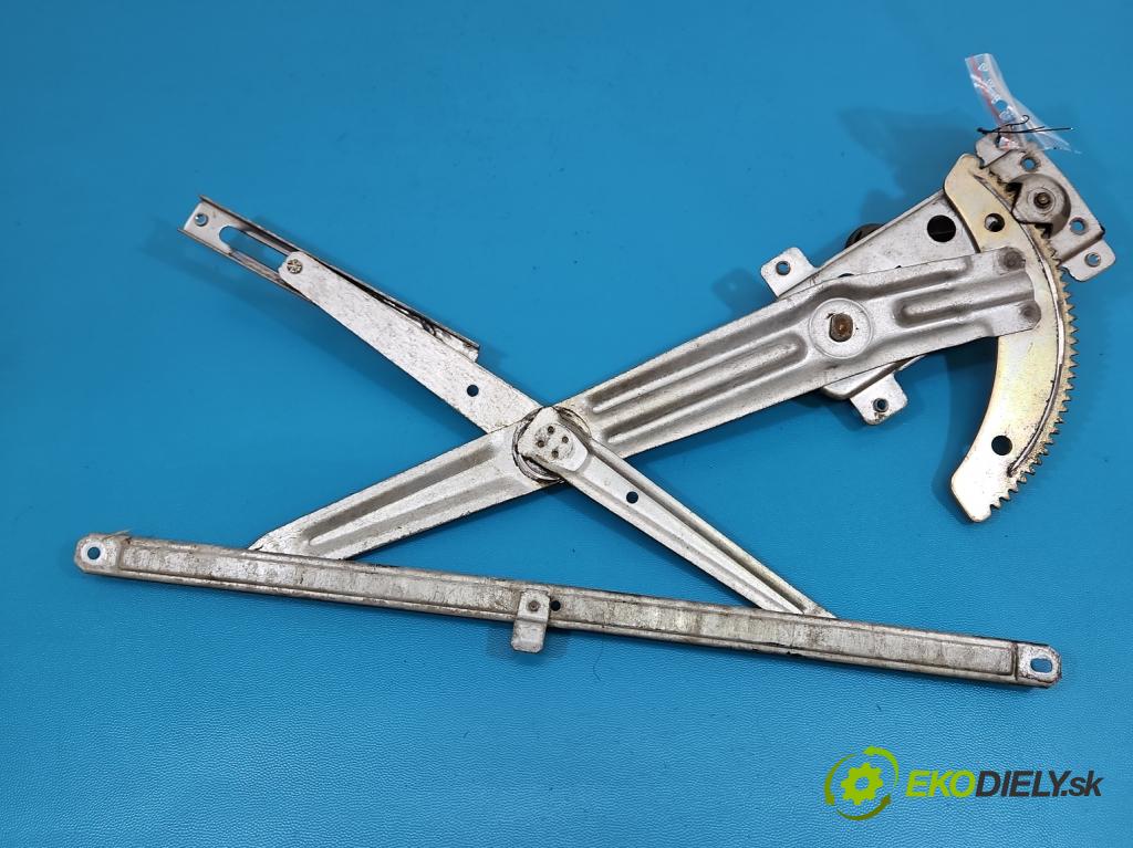 Daihatsu Feroza 1.6 16V 95 HP manual 70 kW 1589 cm3 3- mechanizmus okna predné ľavý