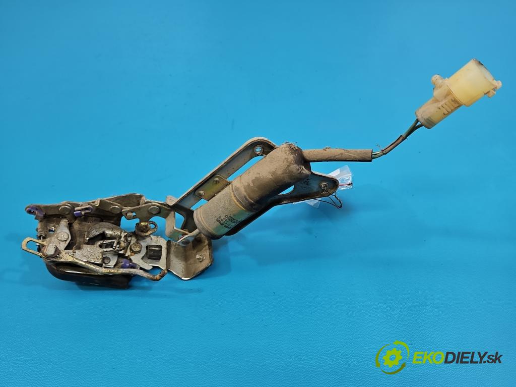 Daihatsu Feroza 1.6 16V 95 HP manual 70 kW 1589 cm3 3- zámok kufrové dvere zadné 85450-87602