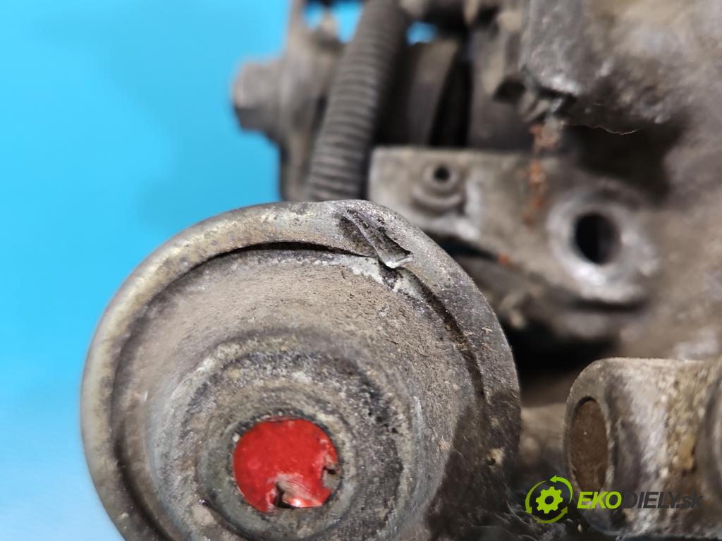 Daihatsu Feroza 1.6 16V 95 HP manual 70 kW 1589 cm3 3- klapka 179950-0270 (Škrtiaca klapka)