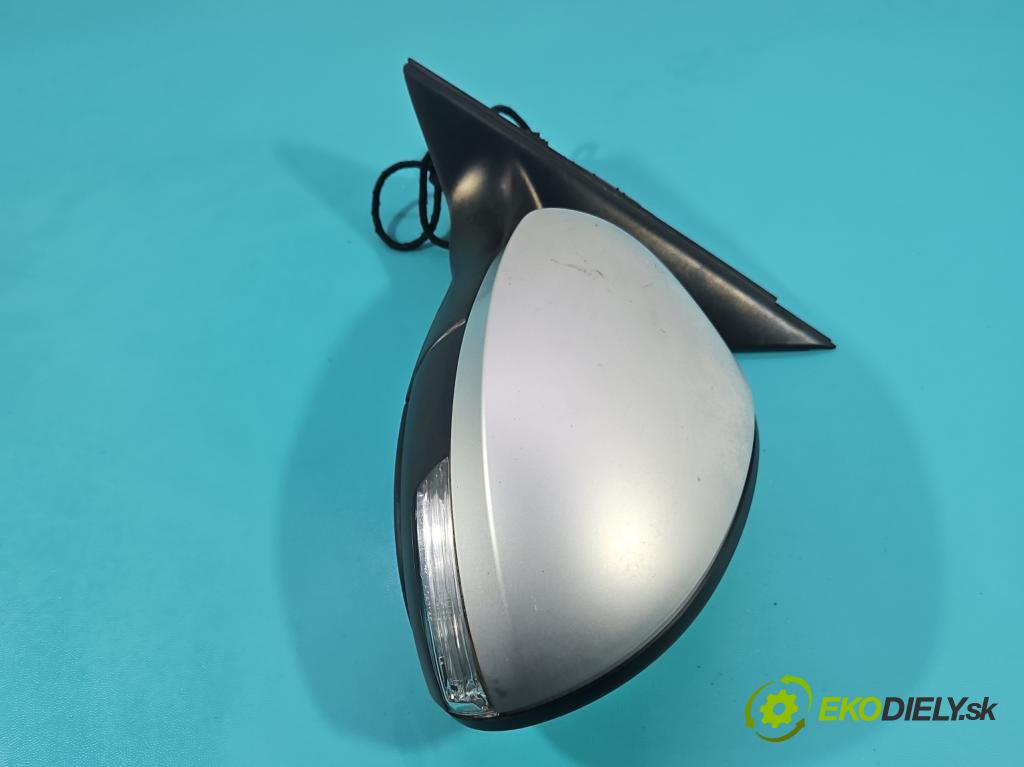 Skoda Yeti 2009-2017 2.0 tdi 110 HP manual 81 kW 1968 cm3 5- zrkadlo ľavé 5L0857933 (Kľučka dverí ostatné)