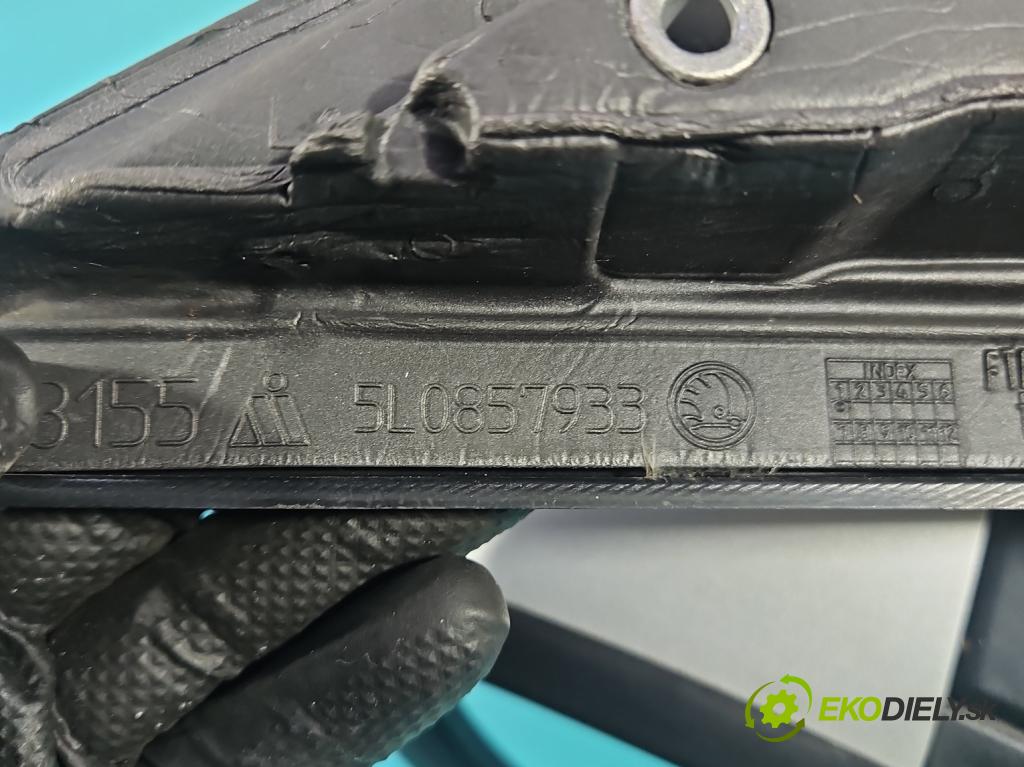 Skoda Yeti 2009-2017 2.0 tdi 110 HP manual 81 kW 1968 cm3 5- zrkadlo ľavé 5L0857933 (Kľučka dverí ostatné)