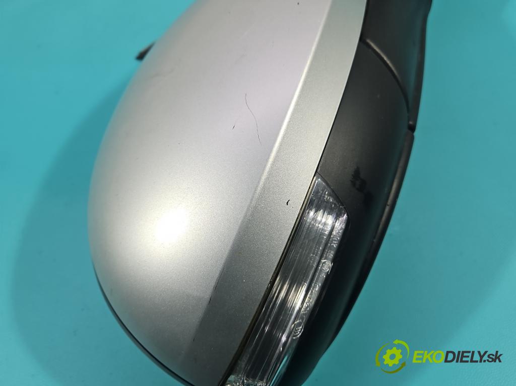 Skoda Yeti 2009-2017 2.0 tdi 110 HP manual 81 kW 1968 cm3 5- zrkadlo pravé  (Kľučka dverí ostatné)