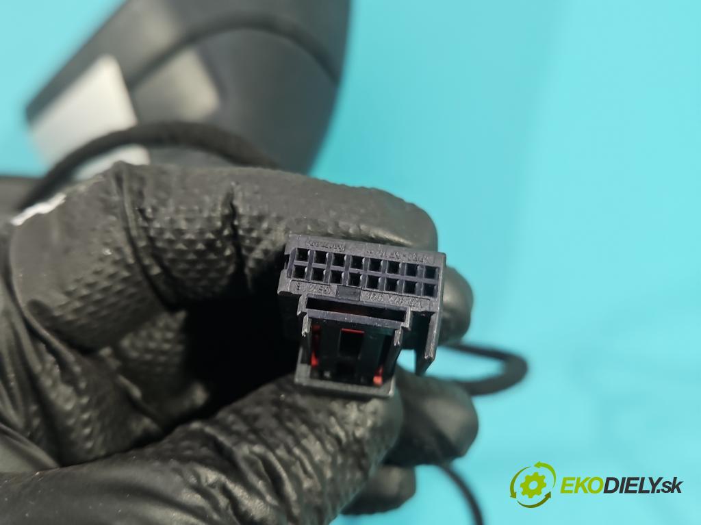 Skoda Yeti 2009-2017 2.0 tdi 110 HP manual 81 kW 1968 cm3 5- zrkadlo pravé  (Kľučka dverí ostatné)