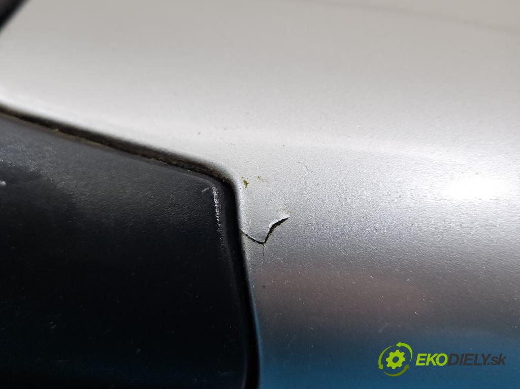 Mercedes Vaneo 1.7 cdi 91 KM automatic 67 kW 1689 cm3 5- zrkadlo ľavé  (Kľučka dverí ostatné)