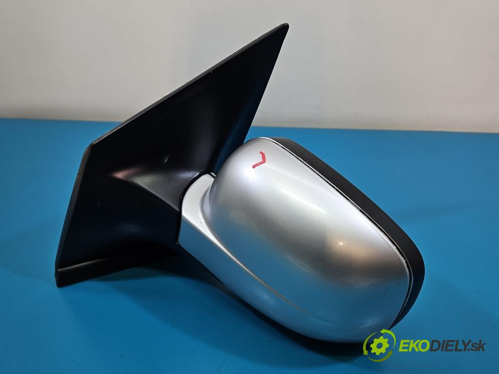 Mercedes Vaneo 1.7 cdi 91 KM automatic 67 kW 1689 cm3 5- zrkadlo ľavé  (Kľučka dverí ostatné)