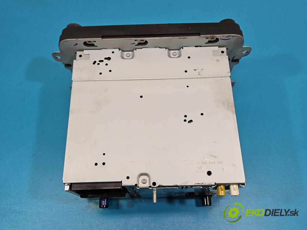 Vw Golf V 2003-2009 1.9 tdi 105 HP manual 77 kW 1896 cm3 5- Radio originál 1T0035194C