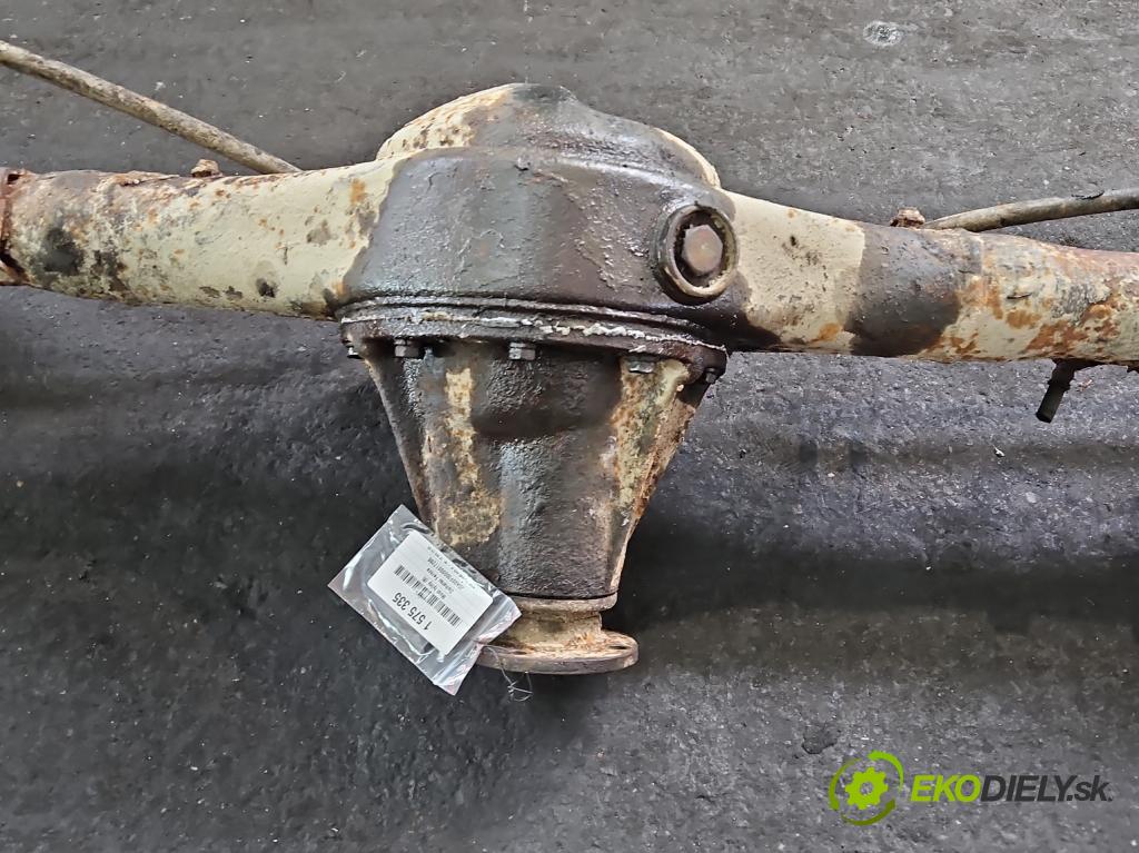 Daihatsu Feroza 1.6 16V 95 HP manual 70 kW 1589 cm3 3- Most: zadní: