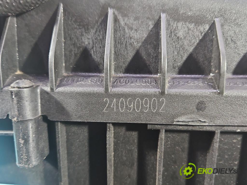 MG MG3  24- 1.5 16V 116 HP manual 85 kW 1495 cm3 5- obal filtra vzduchu 11130380 (Obal vzduchového filtra)