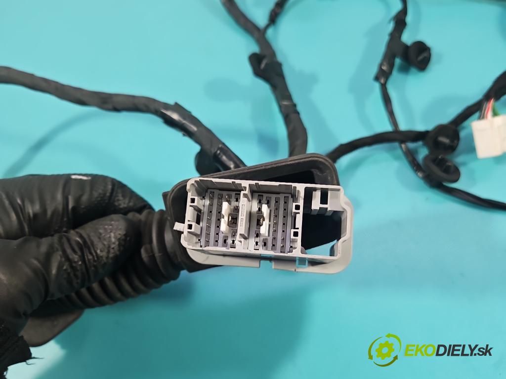 MG MG3  24- 1.5 16V 116 HP manual 85 kW 1495 cm3 5- Zväzok: dvere predné pravých