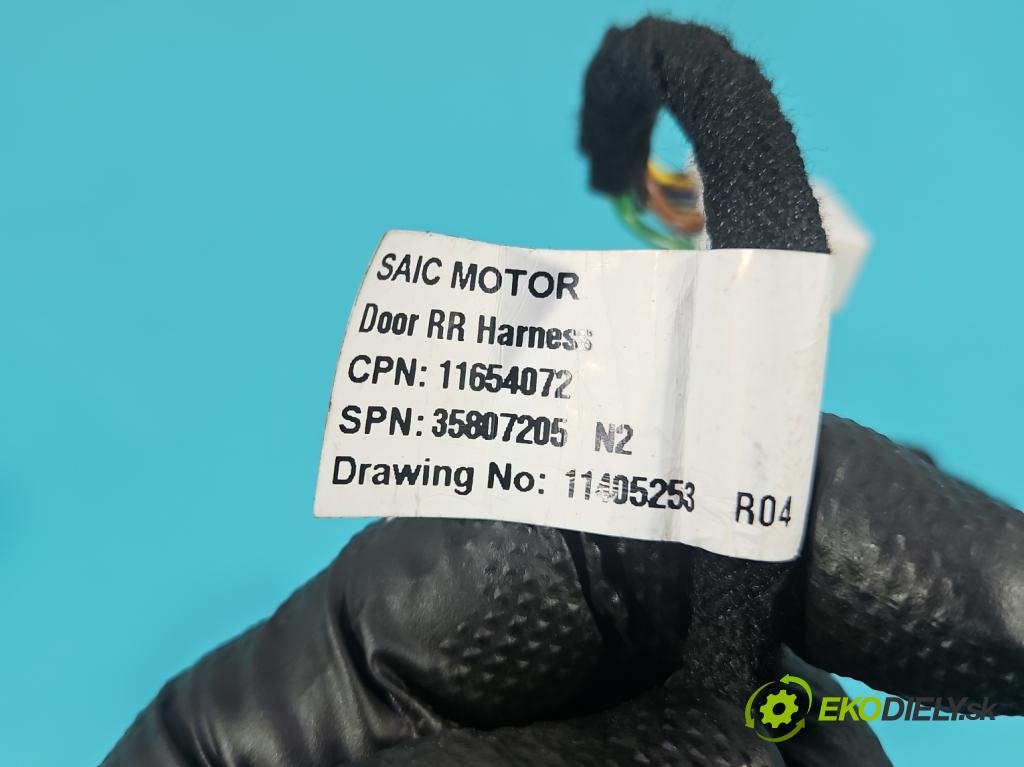 MG MG3  24- 1.5 16V 116 HP manual 85 kW 1495 cm3 5- Zväzok: dvere zadné pravých