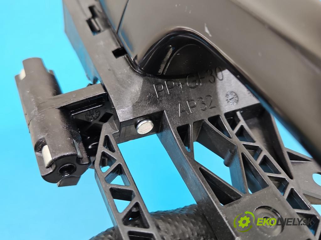 MG MG3  24- 1.5 16V 116 HP manual 85 kW 1495 cm3 5- rukoväť predné ľavé mimo:  (Kľučka dverí vonkajšia predná ľavá)