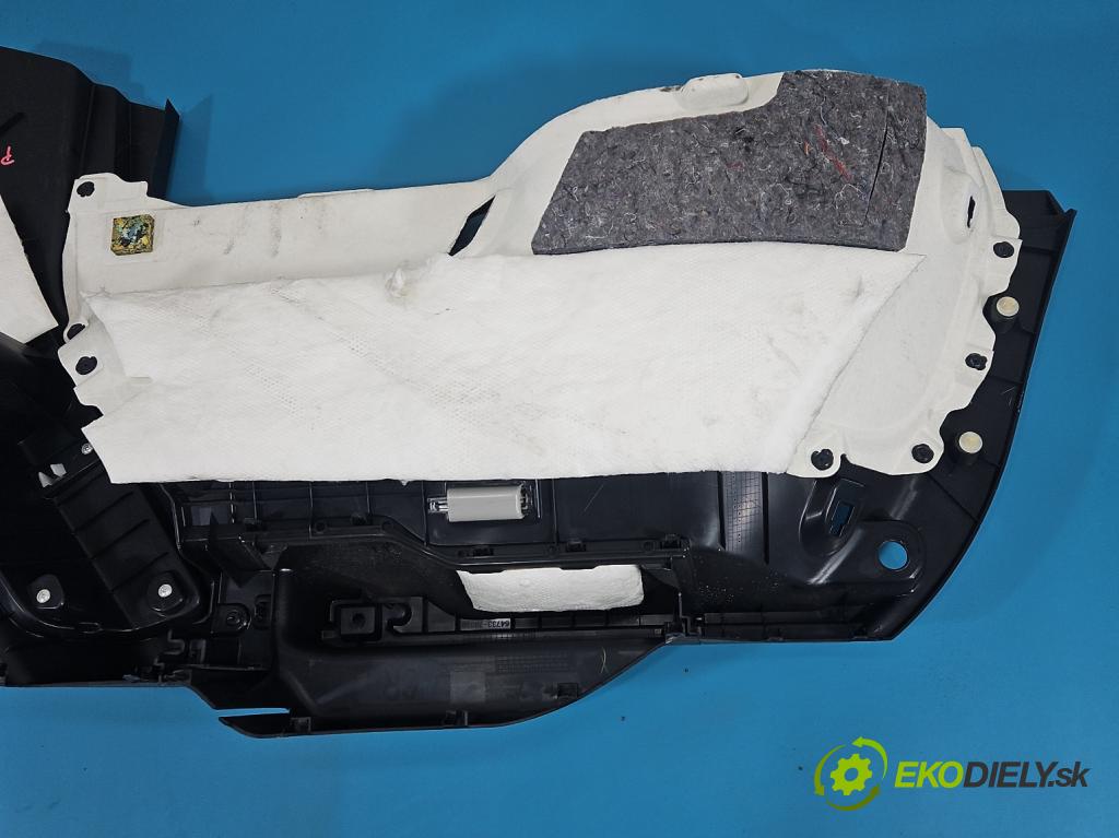 Lexus NX I 2014-2021 2.5 16V 155 HP automatic 114 kW 2494 cm3 5- Čalounictví: kufra: pravé 64730-78010