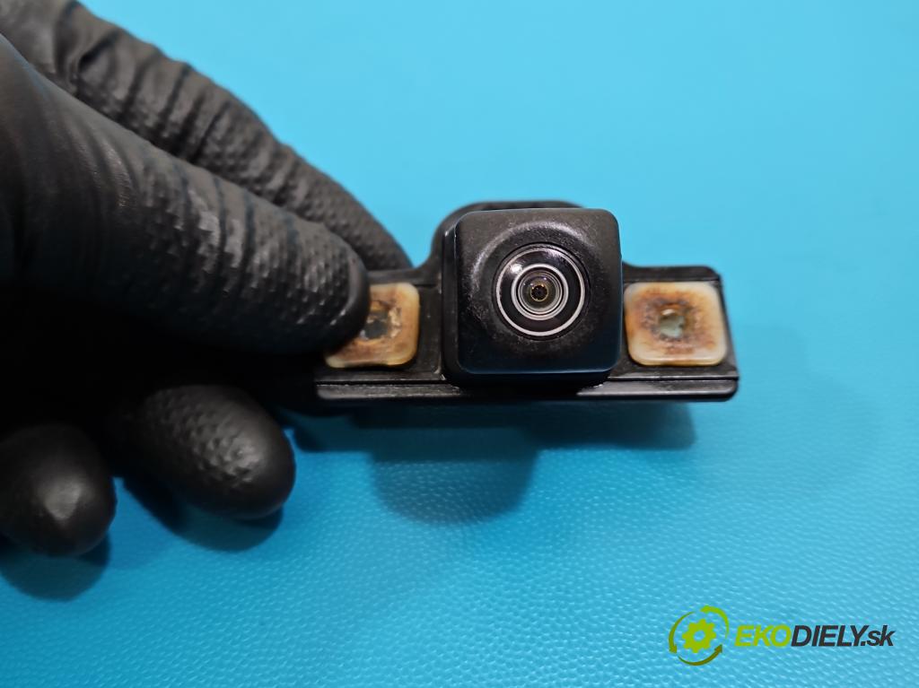 Lexus NX I 2014-2021 2.5 16V 155 HP automatic 114 kW 2494 cm3 5- Kamera cúvania 86790-78020