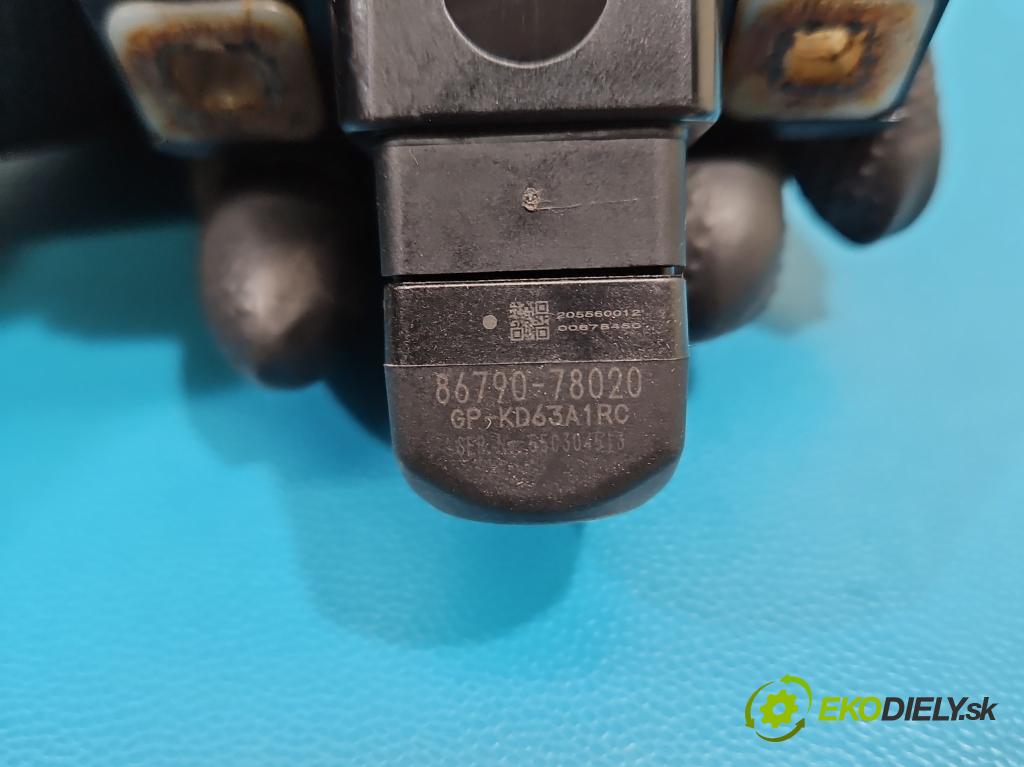 Lexus NX I 2014-2021 2.5 16V 155 HP automatic 114 kW 2494 cm3 5- Kamera cúvania 86790-78020