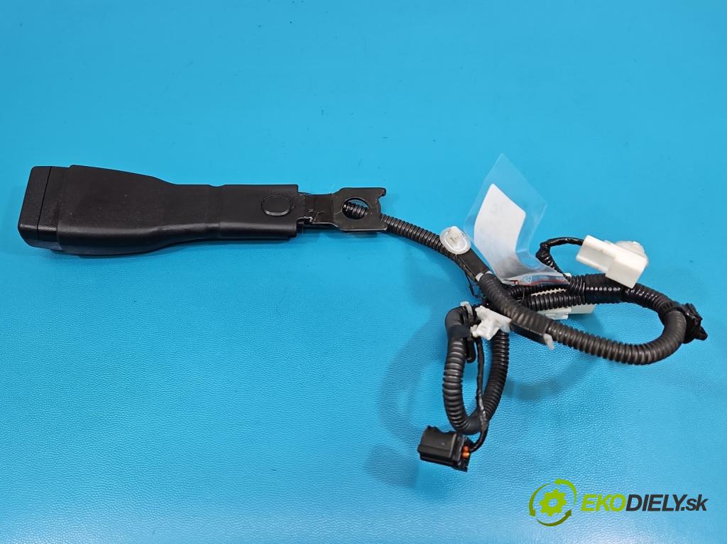 Lexus NX I 2014-2021 2.5 16V 155 HP automatic 114 kW 2494 cm3 5- pas bezpečnosť: predné ľavý