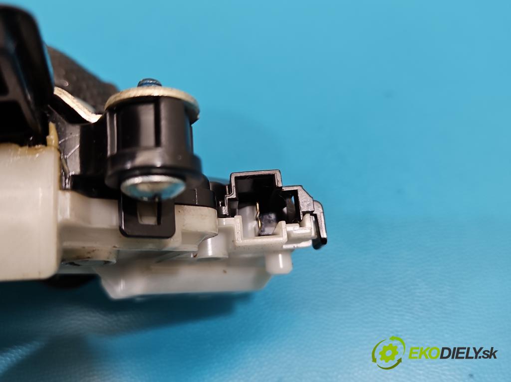 Lexus NX I 2014-2021 2.5 16V 155 hp automatic 114 kW 2494 cm3 5- Aktuátor: bačkory: nalévání paliva