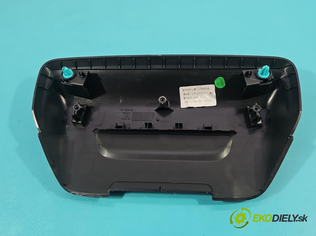 MG MG3  24- 1.5 16V 116 HP manual 85 kW 1495 cm3 5- kryt plast 11653858