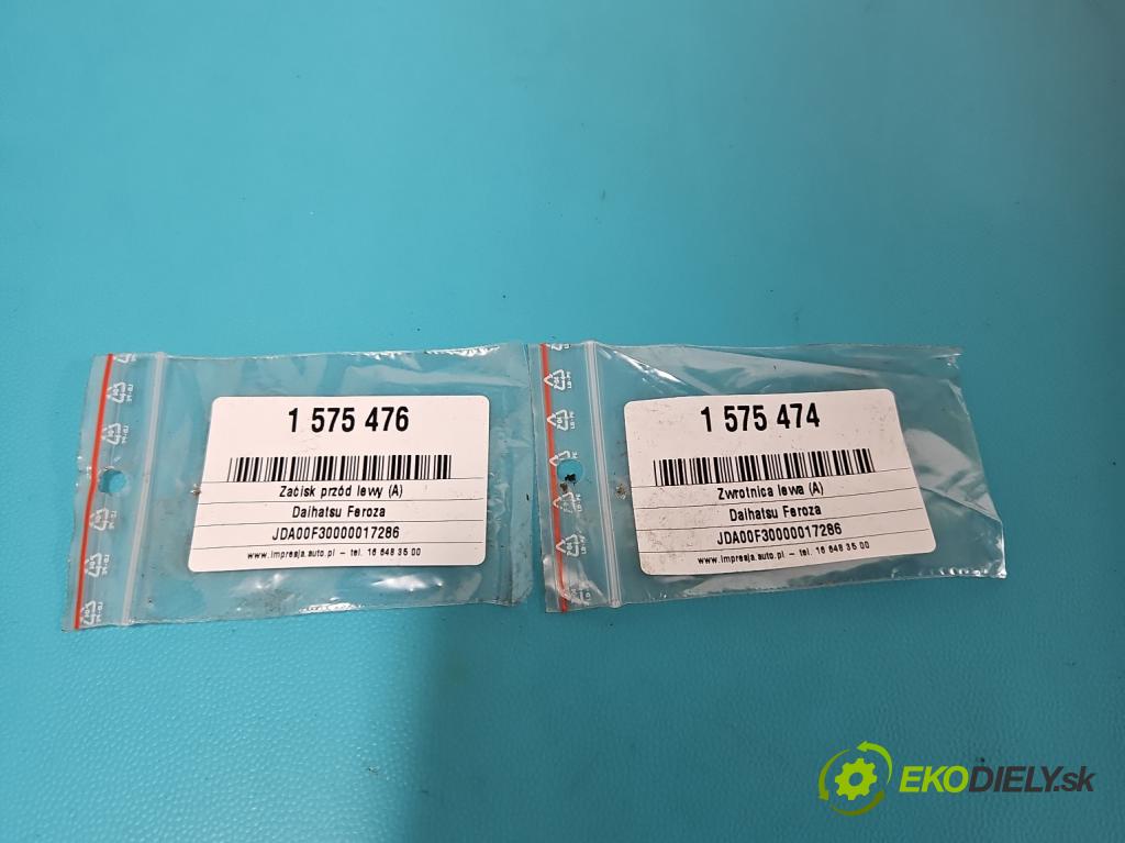 Daihatsu Feroza 1.6 16V 95 HP manual 70 kW 1589 cm3 3- brzdič predné ľavý  (Kľučka dverí ostatné)