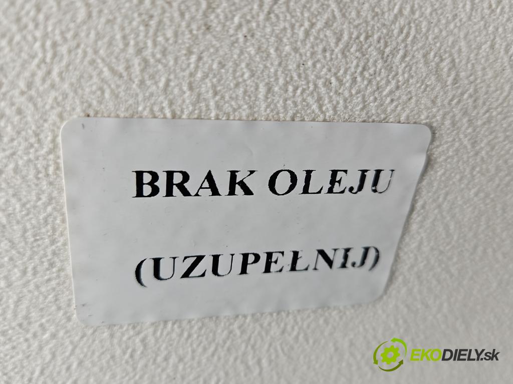 Daihatsu Feroza 1.6 16V 95 HP manual 70 kW 1589 cm3 3- Most: predný