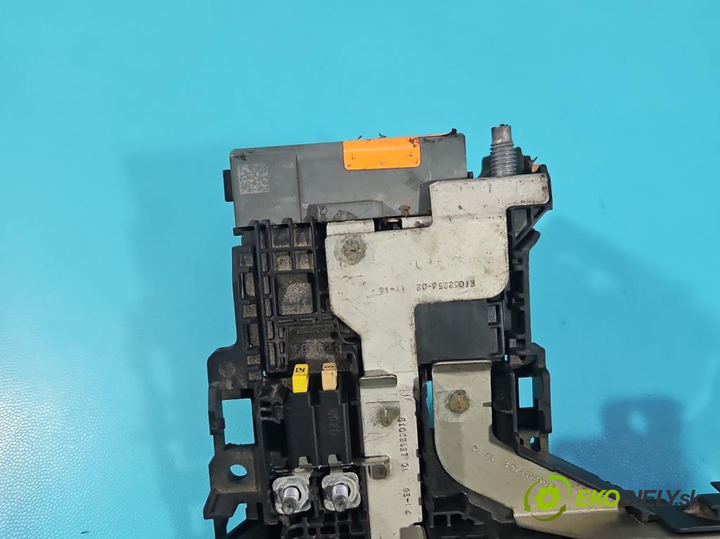 Peugeot 508 I 2010-2018 2.0 hdi 150 hp manual 110 kW 1997 cm3 5- kontakt plusová 9800223680