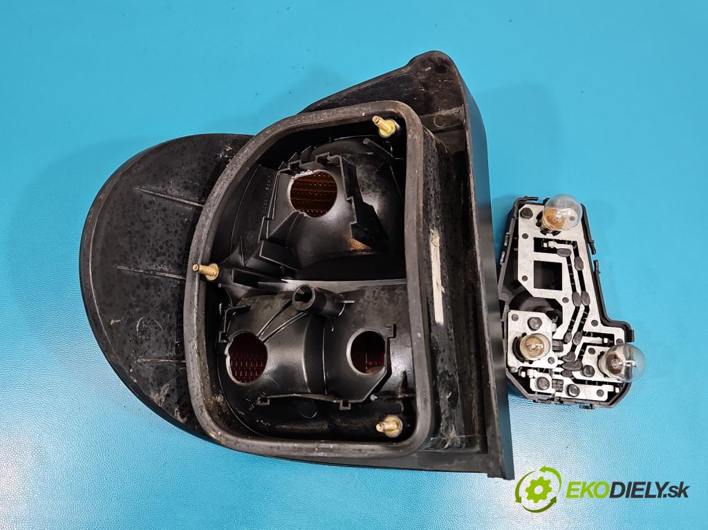 Vw Sharan I 1995-2010 2.0 8V 116 HP manual 85 kW 1984 cm3 5- svetlo / reflektor zadné pravé  (Kľučka dverí ostatné)
