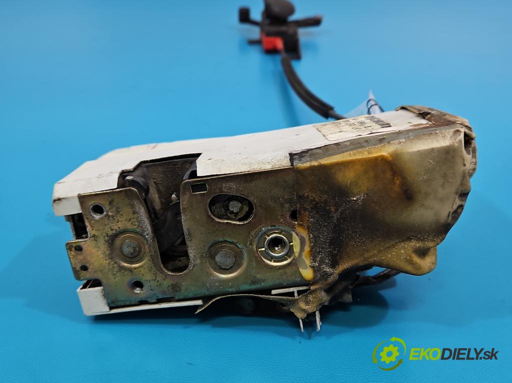 Vw Sharan I 1995-2010 2.0 8V 116 HP manual 85 kW 1984 cm3 5- zámok predné pravý