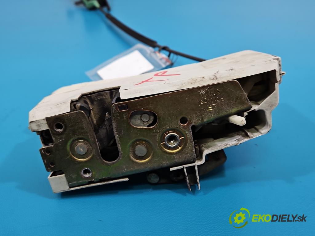 Vw Sharan I 1995-2010 2.0 8V 116 HP manual 85 kW 1984 cm3 5- zámok zadné pravý 93BG-220A20-DD