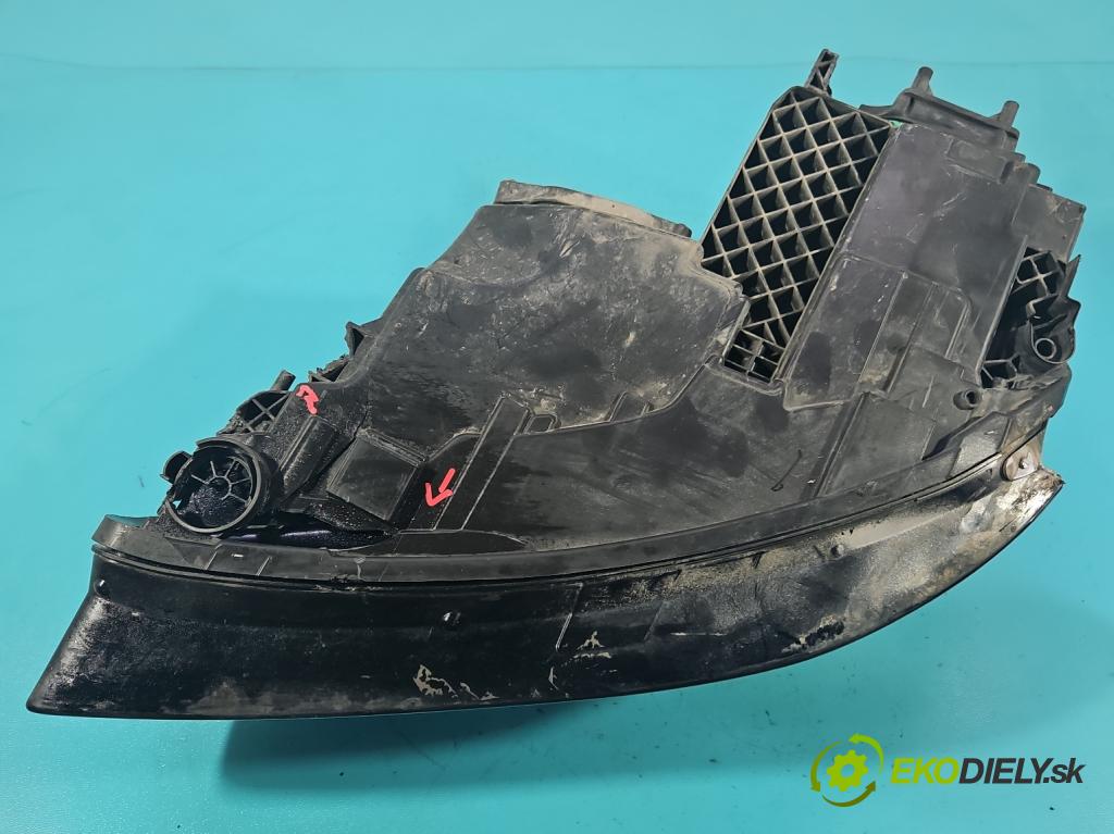 Audi A8 D4 2009-2017 2.0 TFSI 211KM automatic 155 kW 1984 cm3 4- Reflektor: pravý 4H0941004 (Svetlo predné pravé)